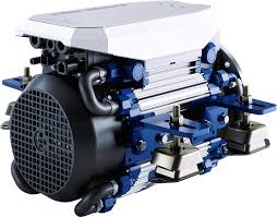 Vetus E-LINE sähköpropulsiomoottori 7,5kW 48V, nestejäähdytys. Normaalitilassa syöttö maks. 8,4kW
